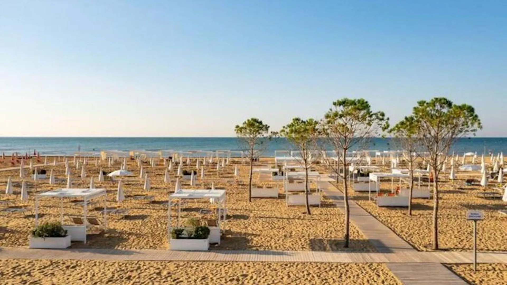 Relax In Our Fantastic Pool! Lägenhet Porto Santa Margherita di Caorle 0*,